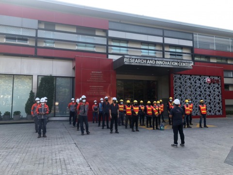 ทีมวิศวกรไฟฟ้า บริษัท พาวเวอร์ อินฟินิตี้ เซอร์วิส สระบุรี